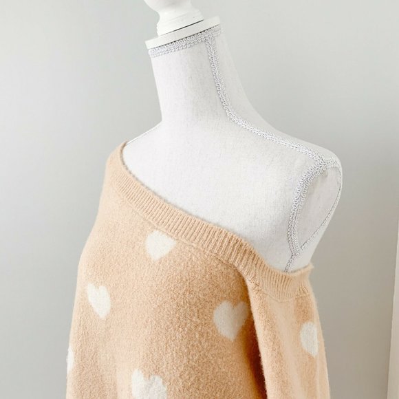 Lovers + Friends | Kate Oversized Plush Sweater - Picture 3 of 10